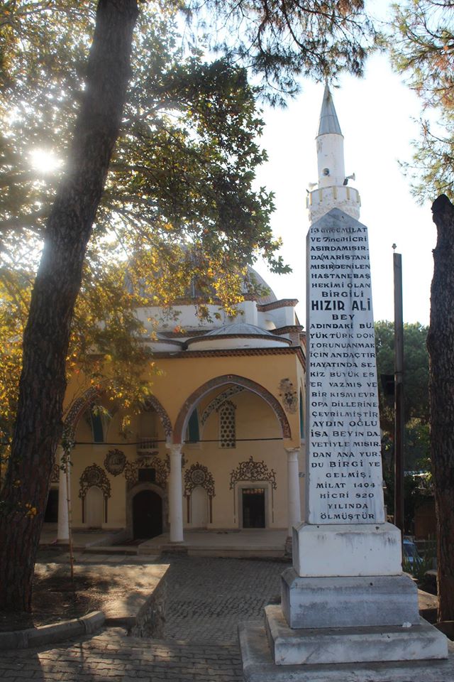 İmam Birgevi ve İmam Karadavut 'un Kabri